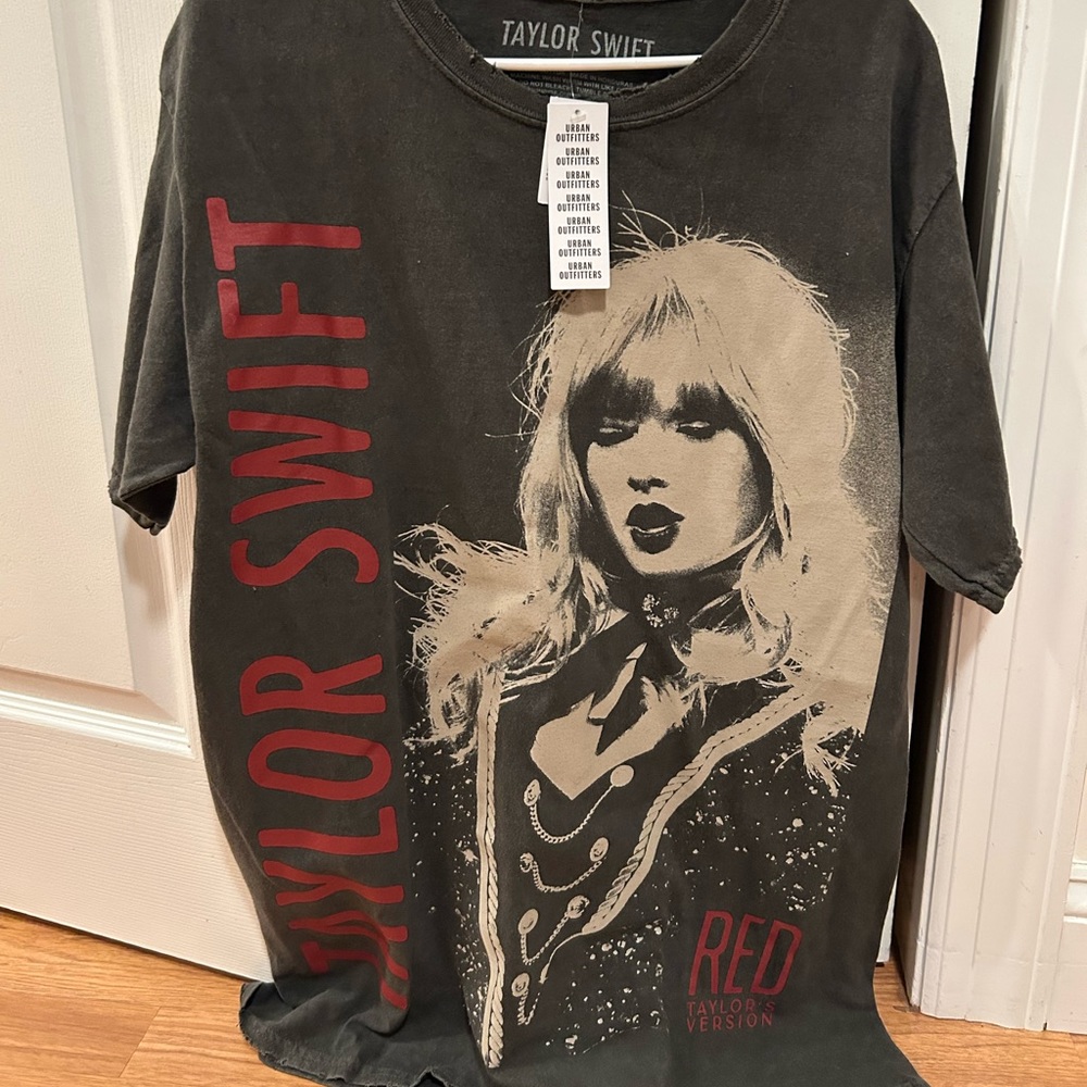 COPY - Taylor Swift Urban Outfitters Oversized Red (Taylor’s Version) T-Shirt - Picture 5 of 9